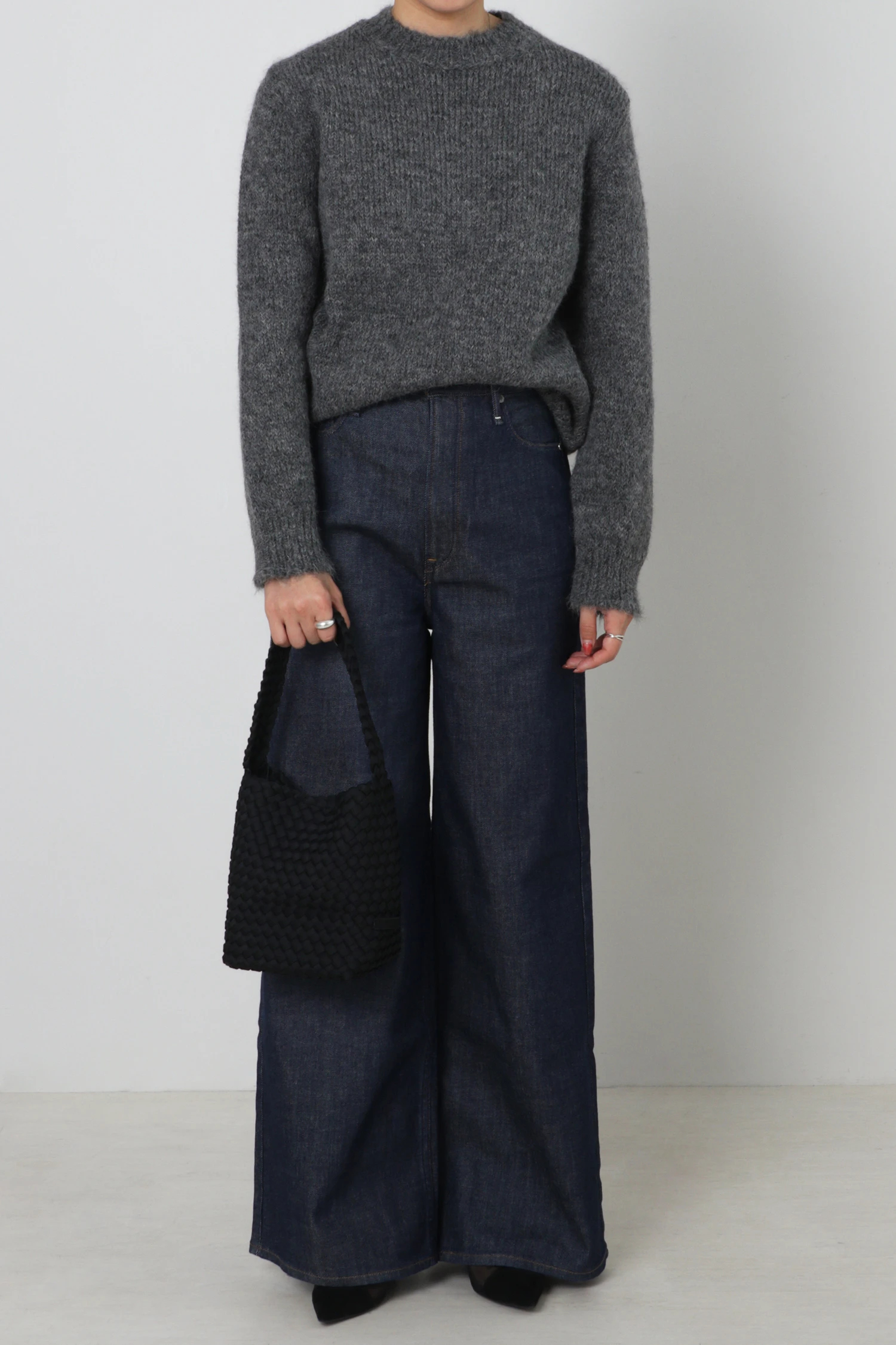 ♥️新品未使用♥️ NAGHEDI ナゲディ クロスボディバッグ ショルダー 軽量 NAGHEDI(ナゲディ)｜Soho Envelope クロスボディバッグ/オニキス の