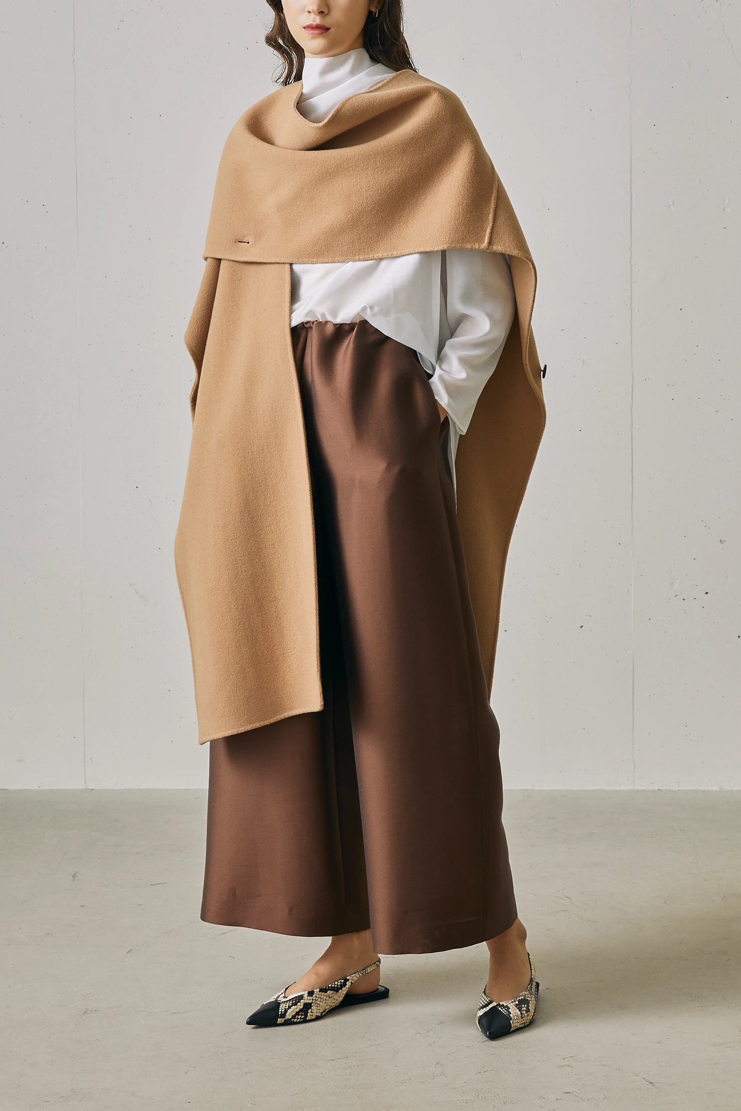 j。（ジェイドット）｜オクタダブルクロス・ギャザーパンツアイテムの