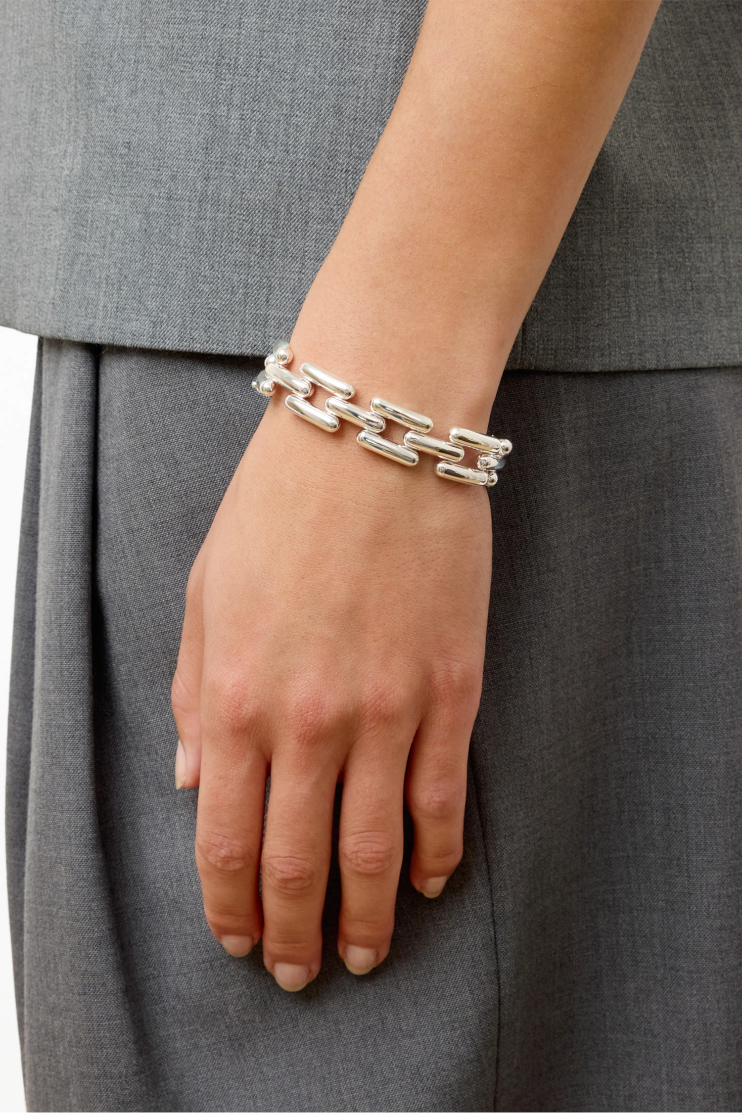 LIE STUDIO（リエ スタジオ）｜The Freya Braceletアイテムの詳細