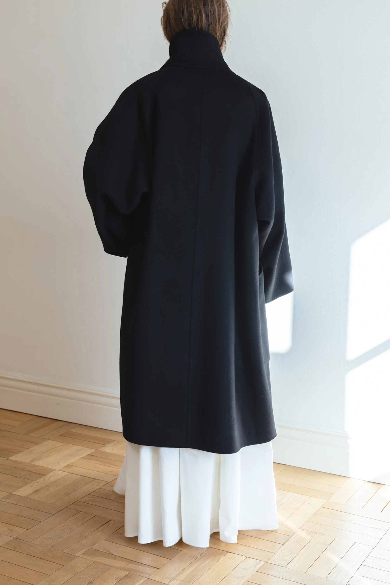 EHRÈCO（エレコ）｜DOYLE HANDMADE COAT IN WOOLアイテムの詳細
